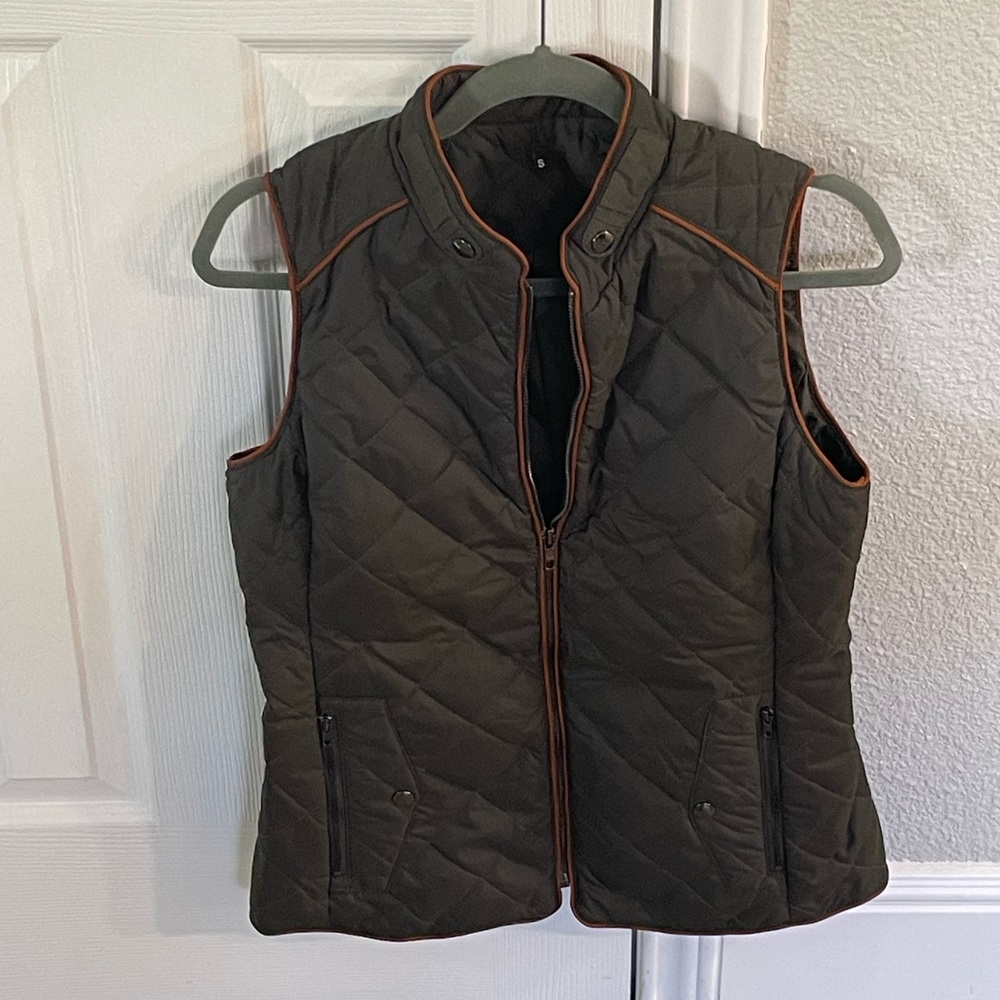 Women’s Green Vest, Small